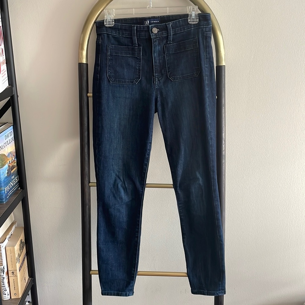 Size 4 GAP High Rise Straight Jeans